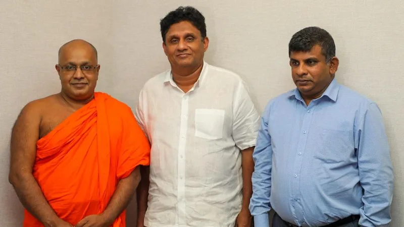 එජාප සරසවි මෙහෙයුම් නියමුවා සජබයට එක් වෙයි