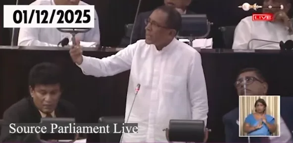 විපක්ෂයට ආපදාව ගැන කතා කරන්න තහනම් - විපක්ෂය පාර්ලිමේන්තුවෙන් පිටව යයි