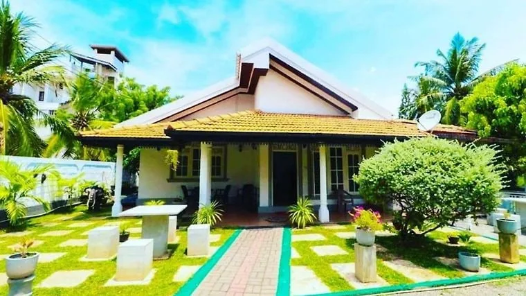 රනිල්ට එරෙහිව එජාප තරුණයෝ රුවන්ට එක් වෙති