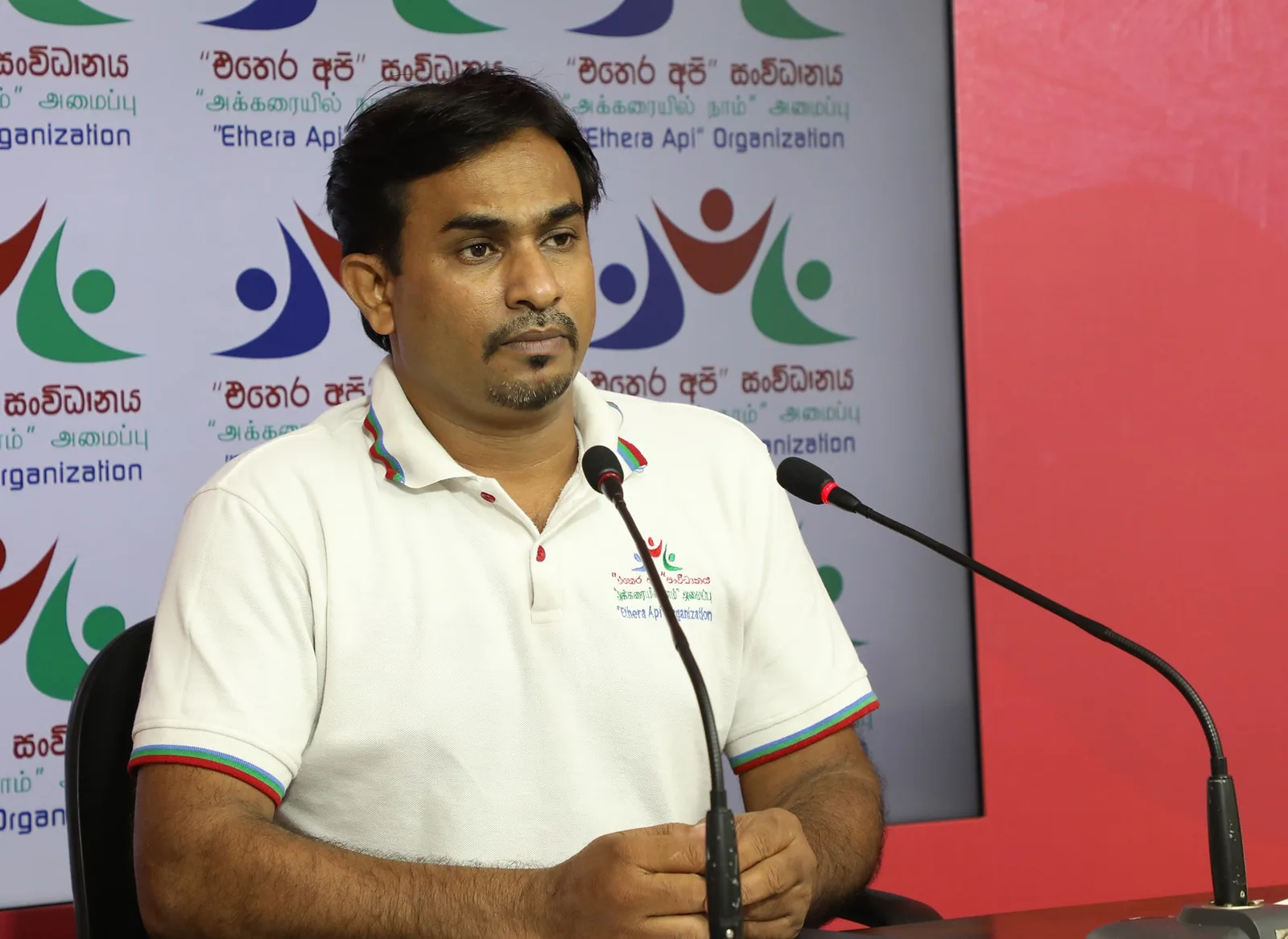 විදෙස් ශ්රමිකයින්ට මිනිස් බෝම්බ කියපු ආණ්ඩුවක්..!
