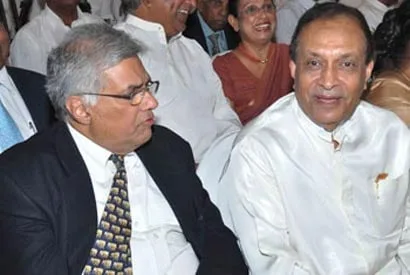 එජාප පළාත් පාලන මන්ත්‍රීවරු ප්‍රතිසංසකරණ වාදීන් වටා එක් වෙති