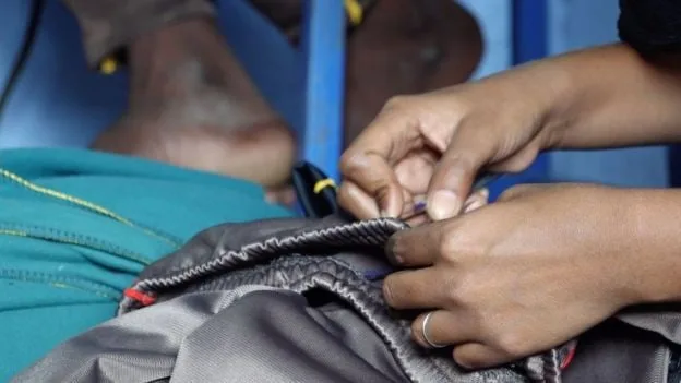 මාසික ශුද්ධිය ඇති ඉන්දියානු කාන්තාවන් ගර්භාෂ ඉවත් කරන්නේ ඇයි..?