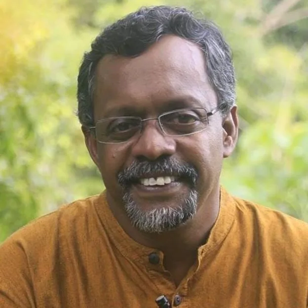 සතියකට 10 ක් විතර එනවා කන්යා පටලය නැවත හදාගන්න..!