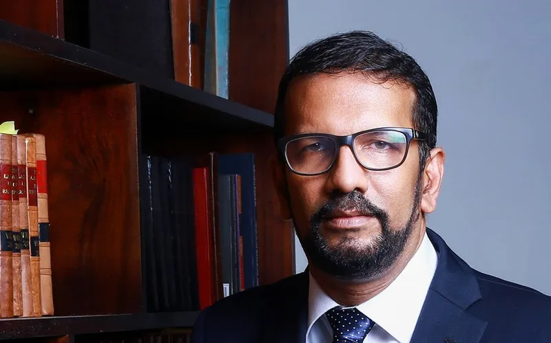 ඉන්දියාවේ සහ ශ්රී ලංකාවේ කච්චතිව් සම්බන්ධ සටන් පාඨය ගෙන යන්නේ ජාත්යන්තර සාගර නීතිය ගැන දැනුමකින් තොරව