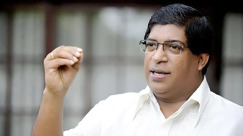 රවී ඇතුළු දස දෙනෙකුට වරෙන්තු