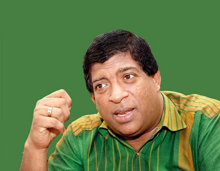 ජනතාව පීඩා විඳින්නේ දේශපාලකයින් ගැසූ දේශපාලන බිම් බෝම්බ නිසයි